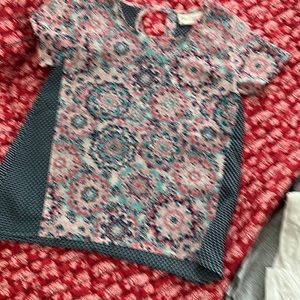 Red Camel size medium, girls, excellent condition